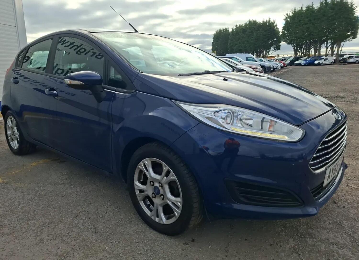 Ford Fiesta 1.5 TDCi Style Euro 6 5dr — photo 2 of 2